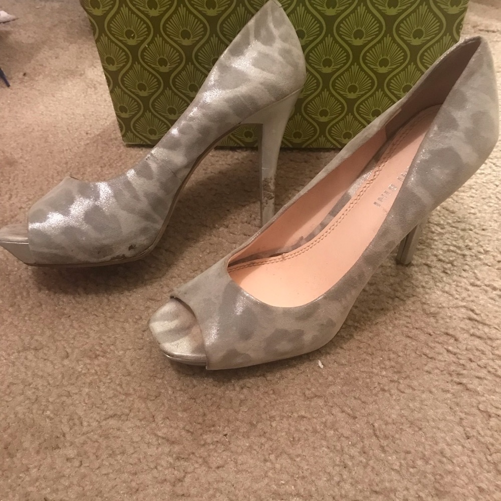 Gianni Bini silver heels